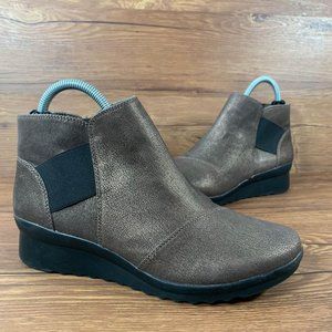 Clarks Cloudsteppers Caddell Bronze Booties Women’s Size 9.5 Wide